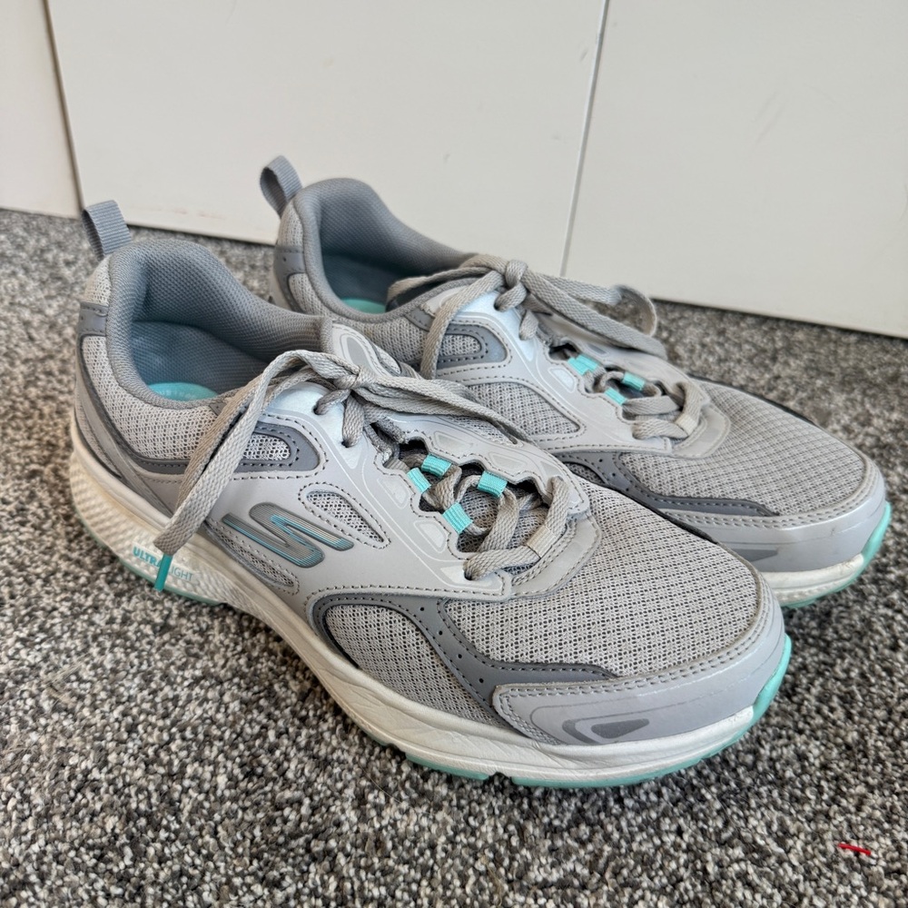 Skechers GoRun Consistent Womens Pre-owned Gray/Blue Running Sneakers size 8
